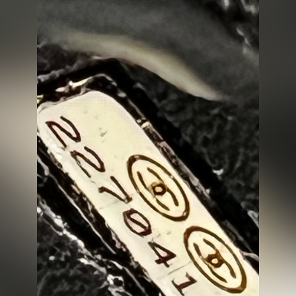 CHANEL Envelope Clutch O Case Black Limited Edition - Picture 10 of 15